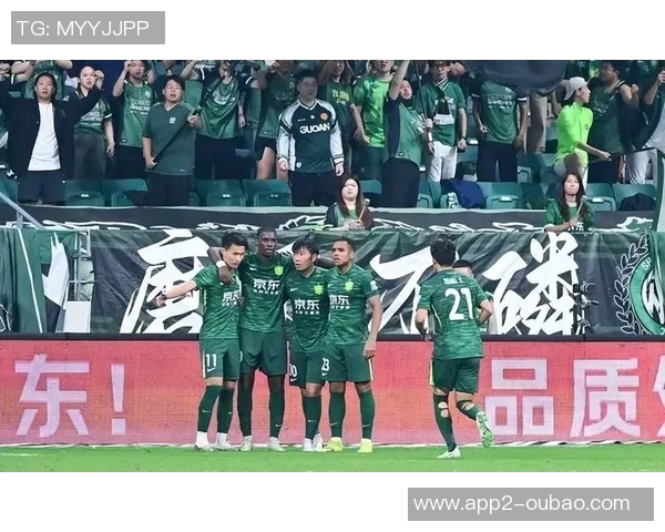 再集结时刻拉米罗带领球队开启新赛季首堂训练课 再集结时刻拉米罗带领球队开启新赛季首堂训练课