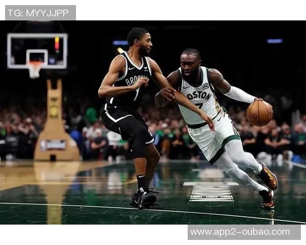 凯尔特人主场对决骑士杰伦布朗状态回暖将全力出战