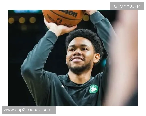 安芬尼西蒙斯谈球员身份对观看比赛的影响与感悟