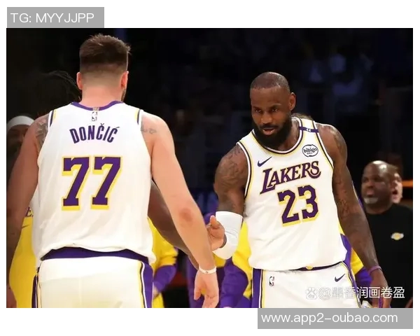 东契奇赞詹姆斯成就独一无二41岁背靠背轰准三双再创辉煌